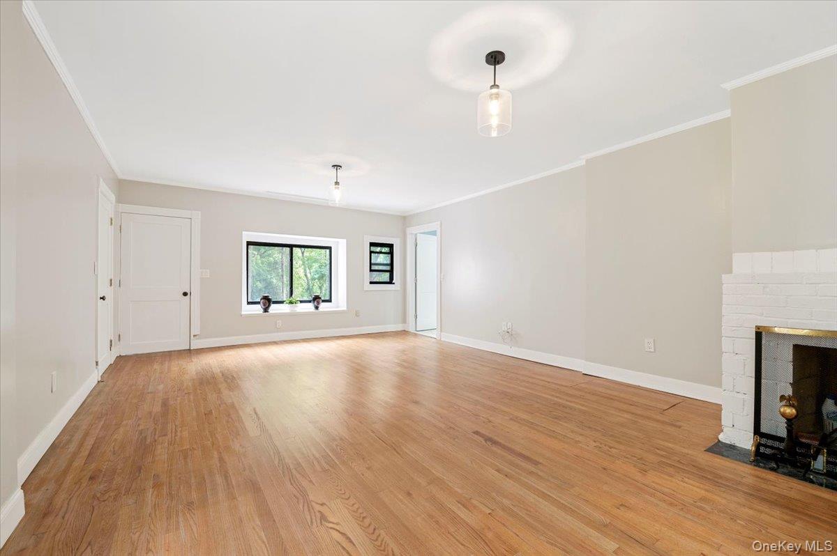 1101 Jericho Oyster Bay Road, Muttontown, NY 11732