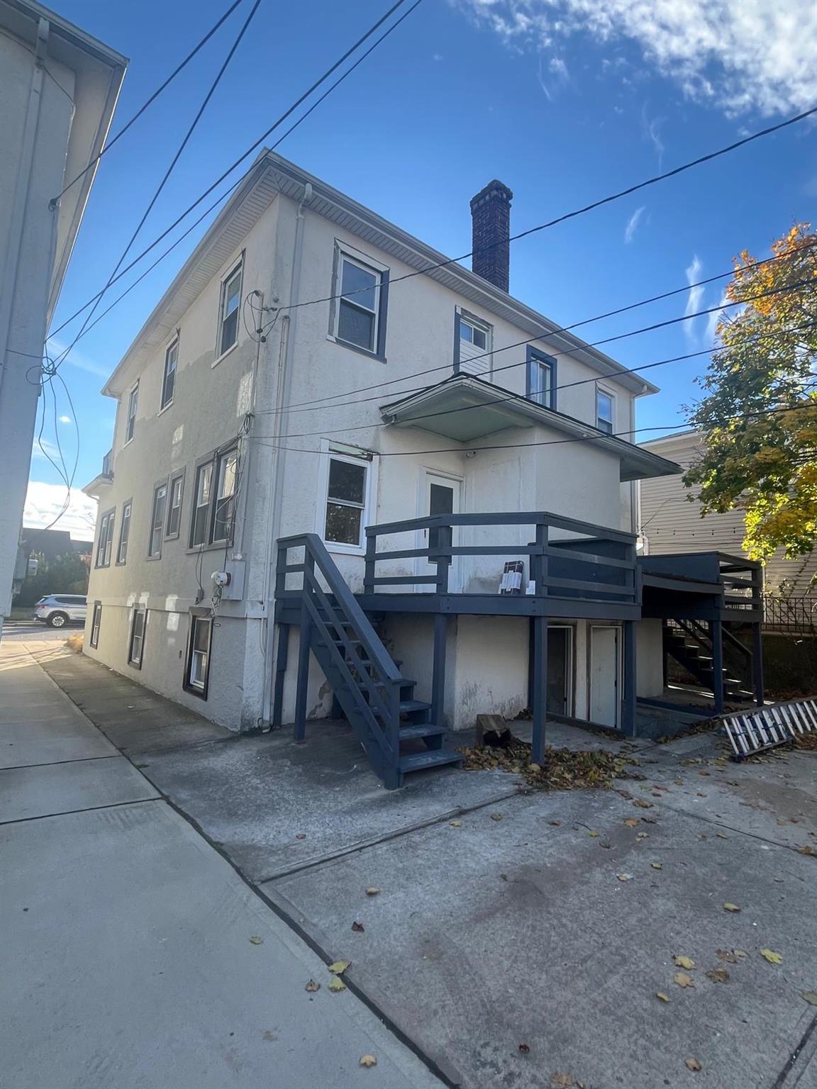 661 E Olive Street, Long Beach, NY 11561