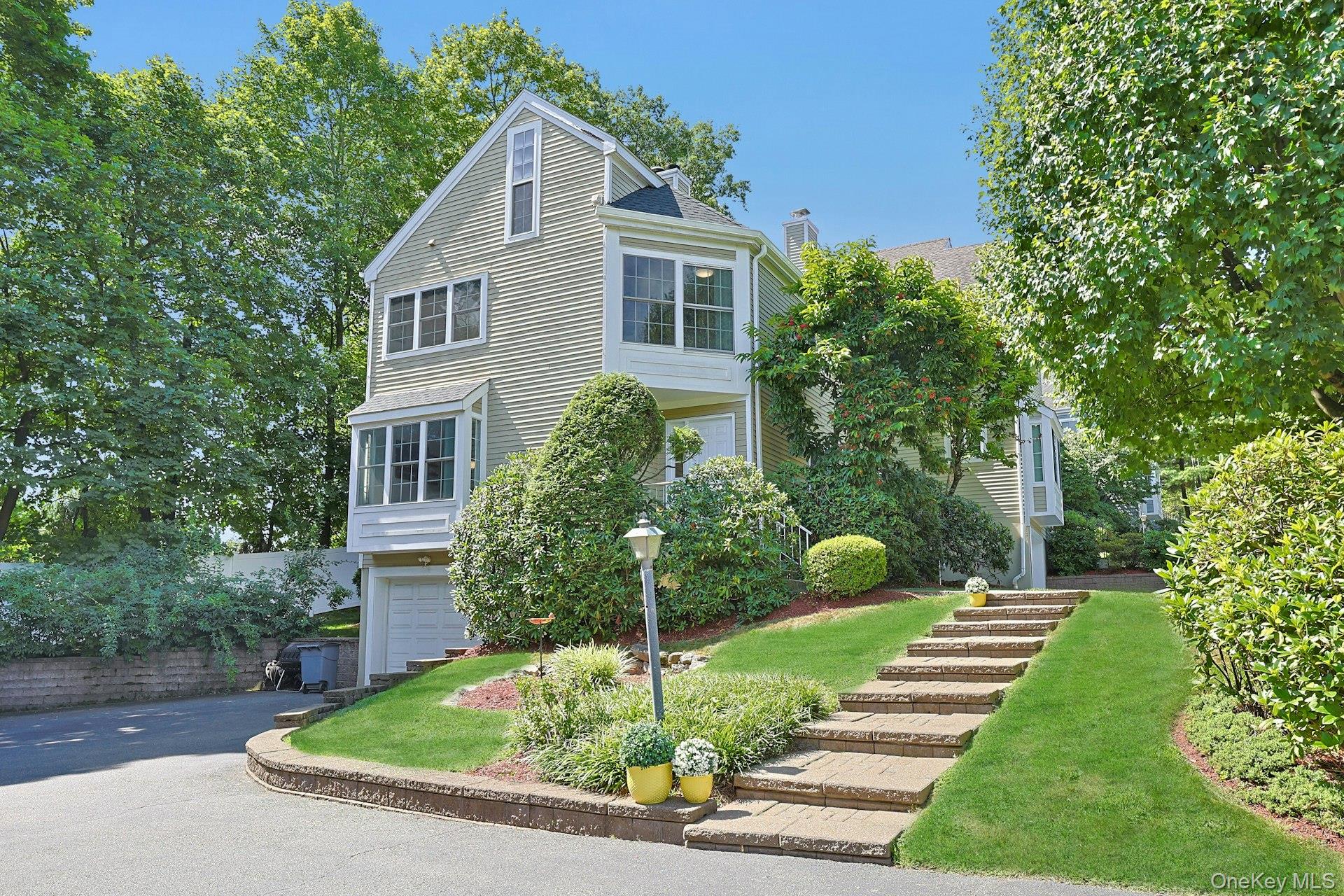 9 Arborwood Lane, White Plains, NY 10603