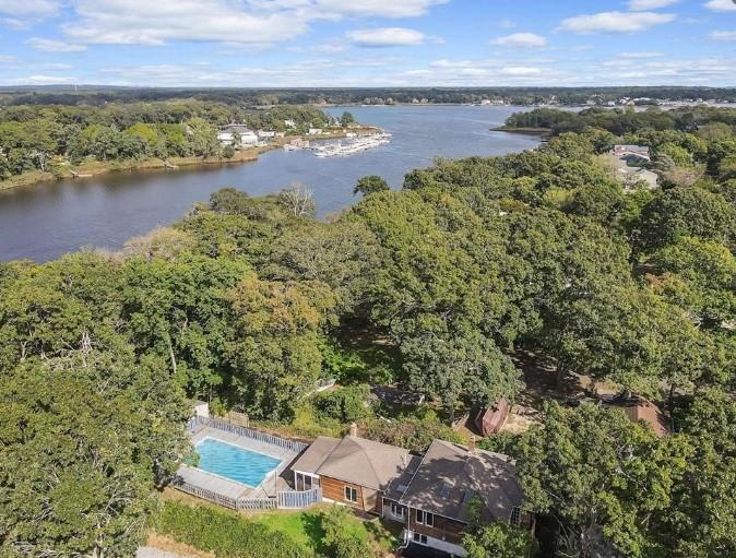 59 Riverside Avenue, Mastic Beach, NY 11951