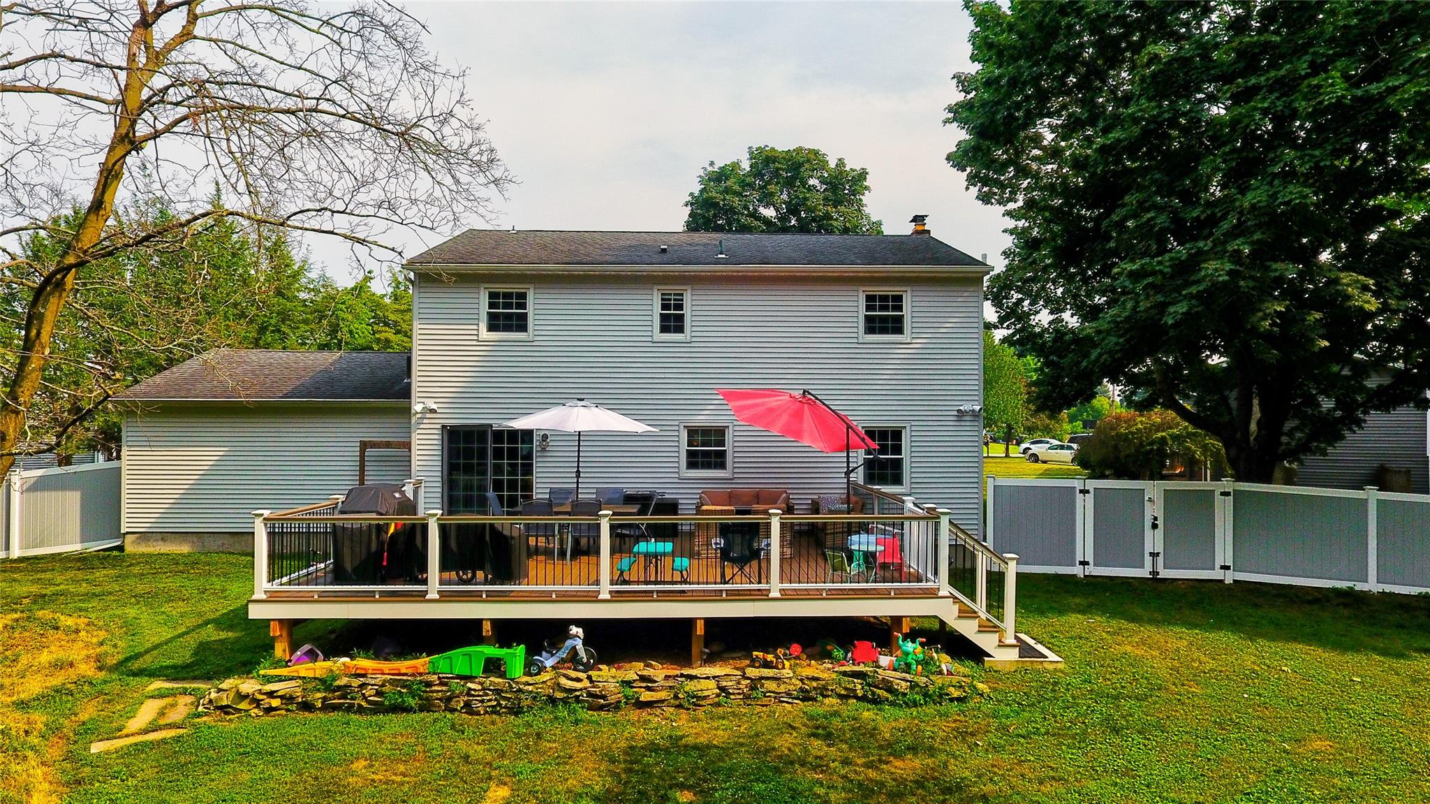 14 Cimorelli Drive, New Windsor, NY 12553