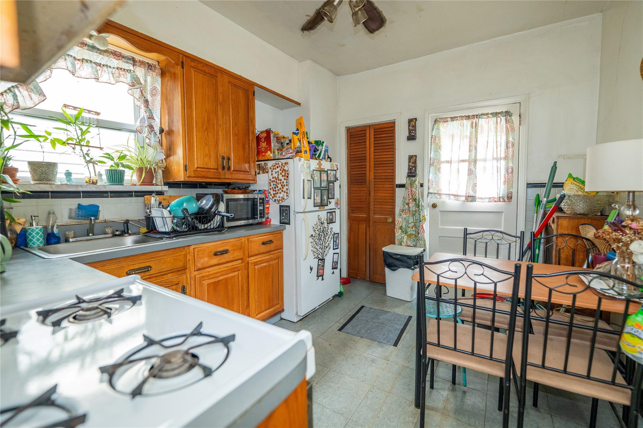 3021 Barkley Avenue, Bronx, NY 10465