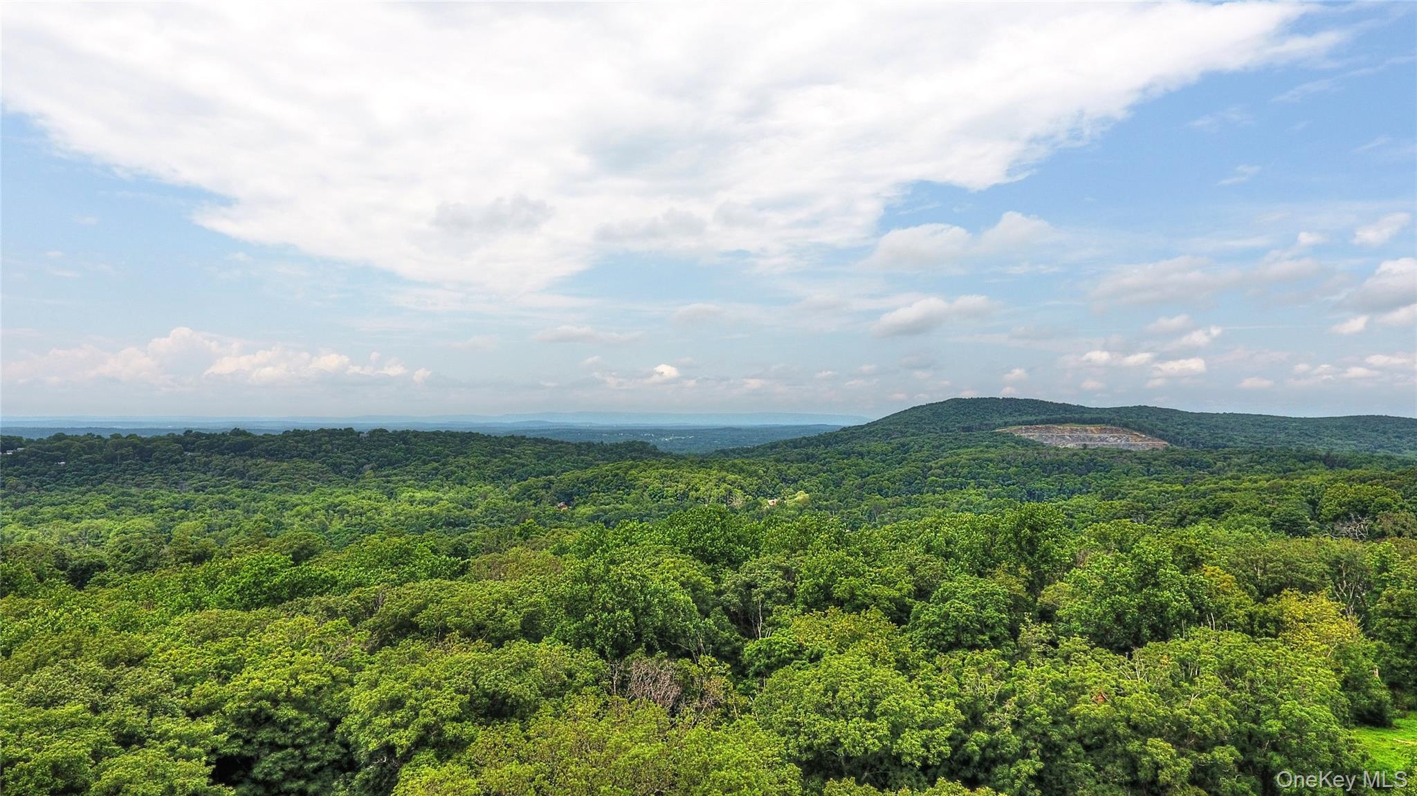 5 Orchard Trail, Monroe, NY 10950