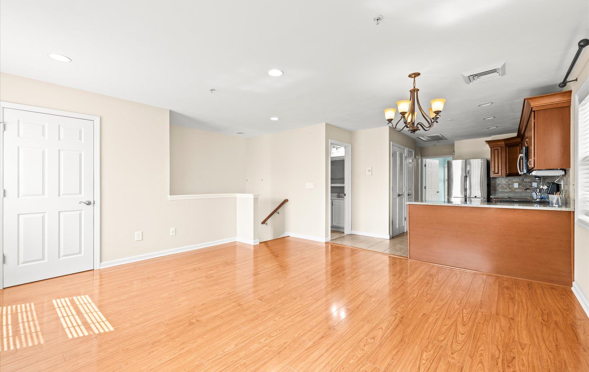 1002 Willow Lane, Valley Stream, NY 11580