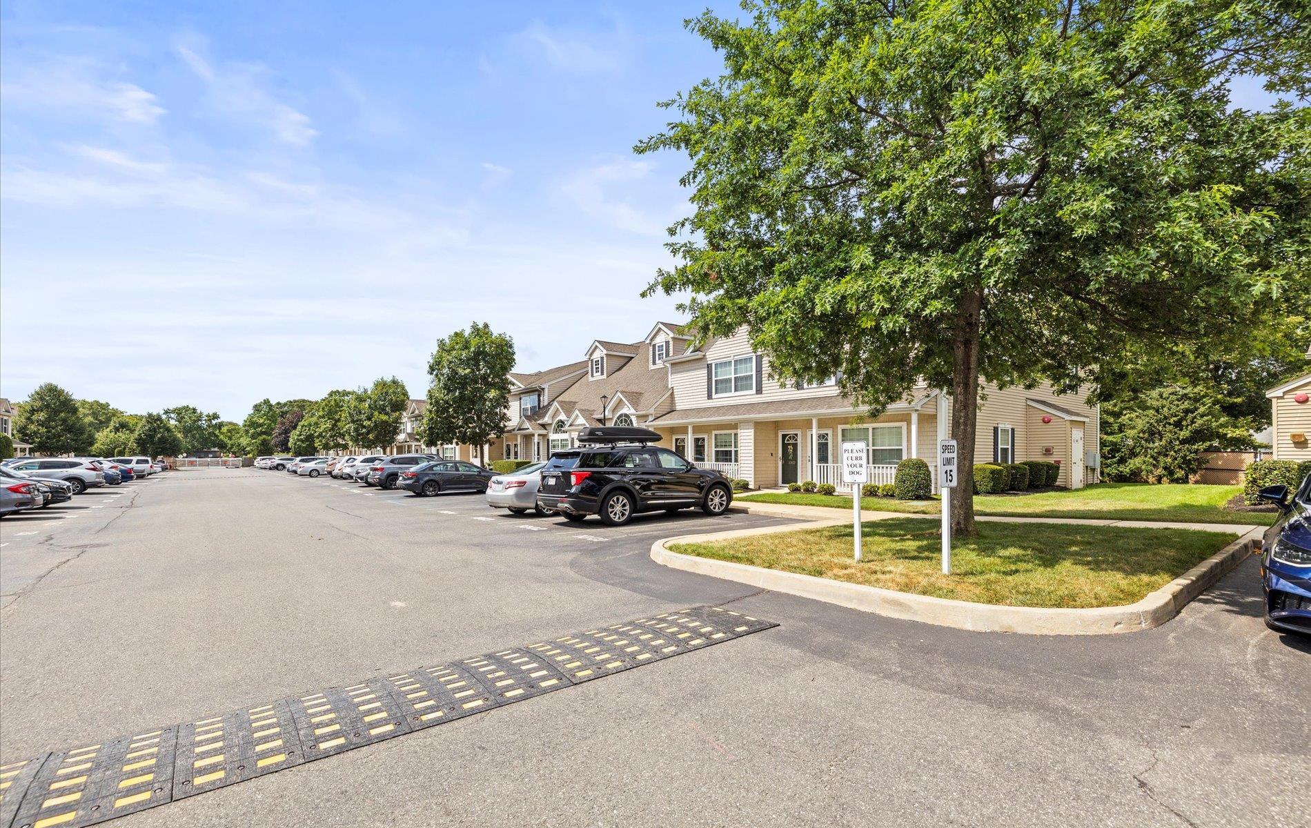 1002 Willow Lane, Valley Stream, NY 11580