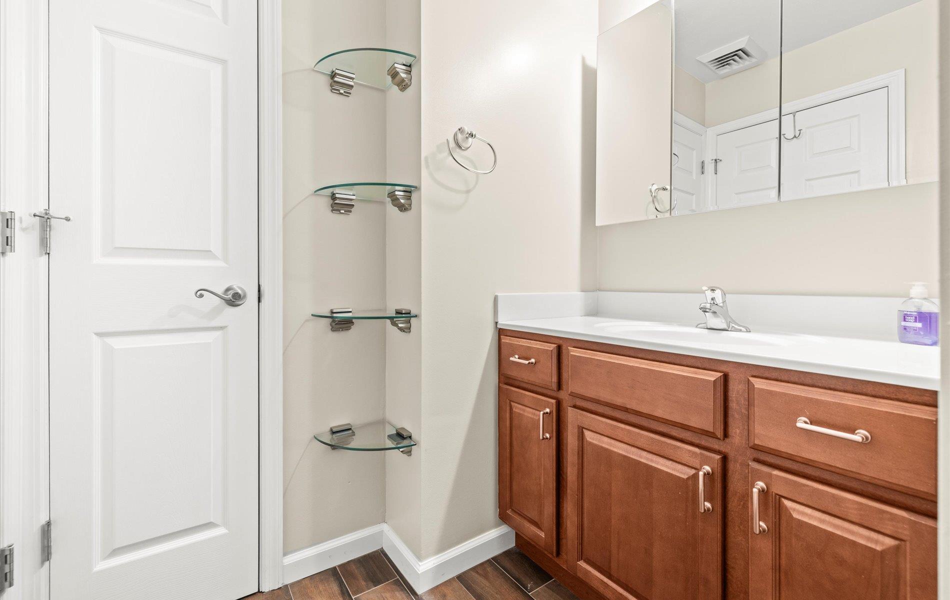 1002 Willow Lane, Valley Stream, NY 11580