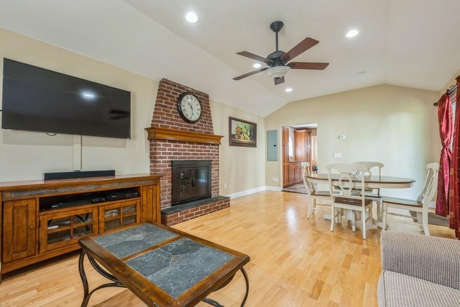 15 Budd Court, Bethpage, NY 11714