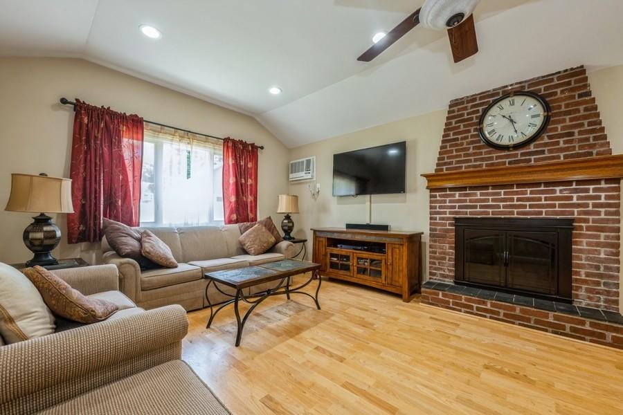 15 Budd Court, Bethpage, NY 11714