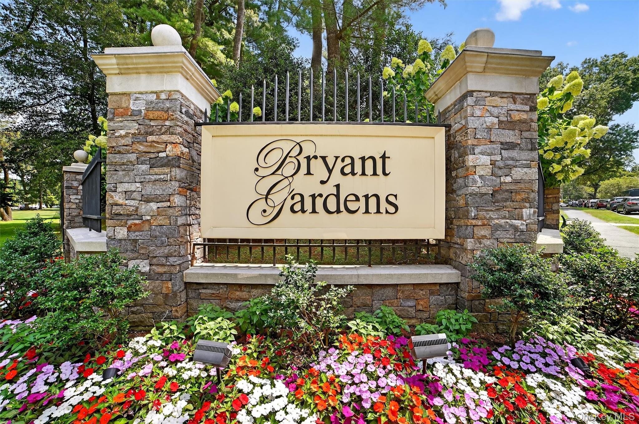 4 Bryant Crescent # 2N, White Plains, NY 10605