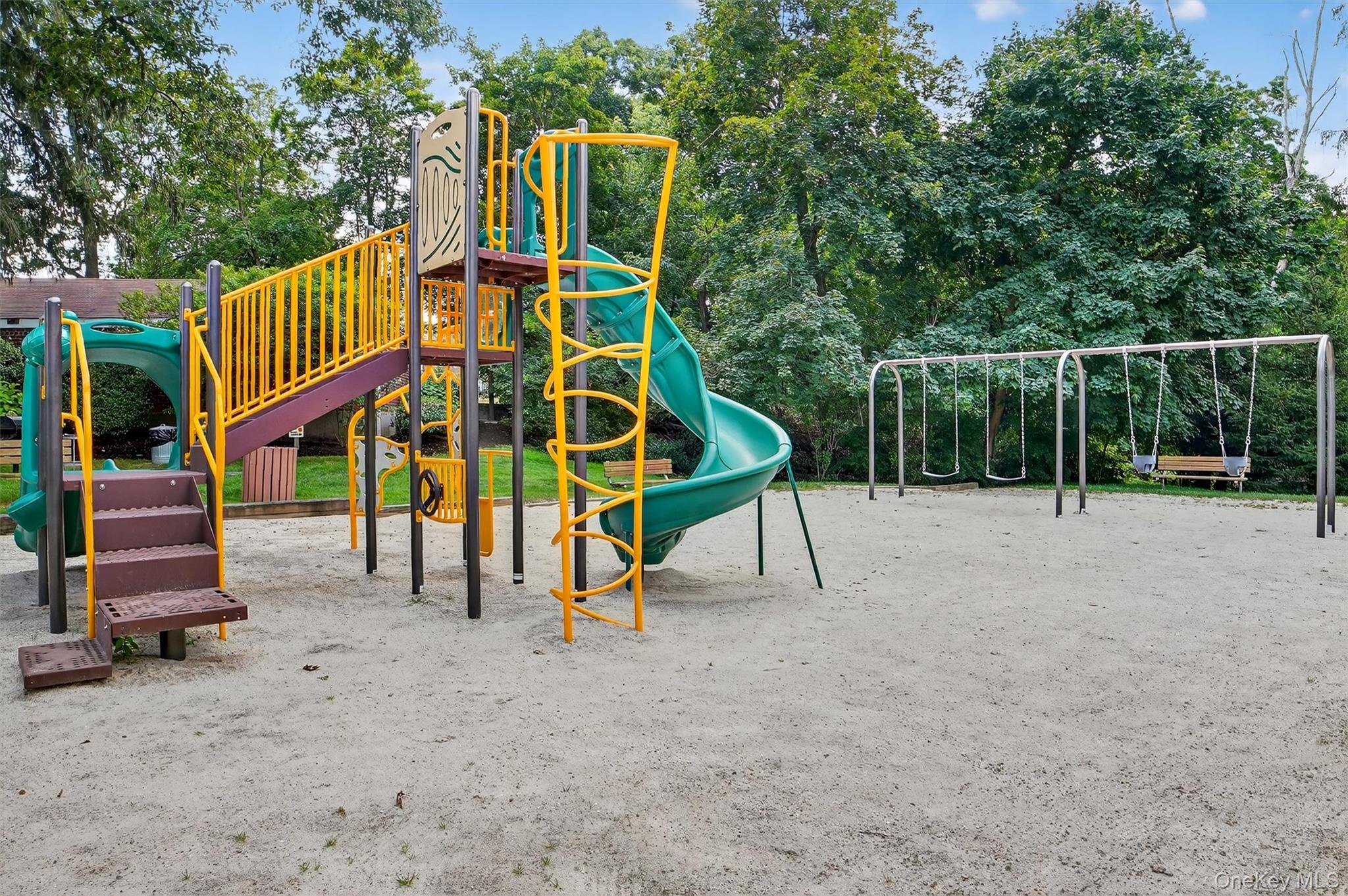 4 Bryant Crescent # 2N, White Plains, NY 10605