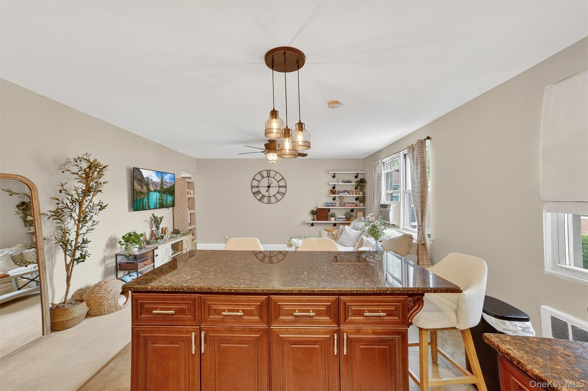 4 Bryant Crescent # 2N, White Plains, NY 10605