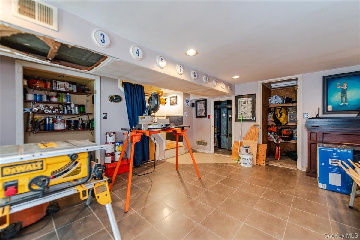 903 Vincent Avenue, Bronx, NY 10465