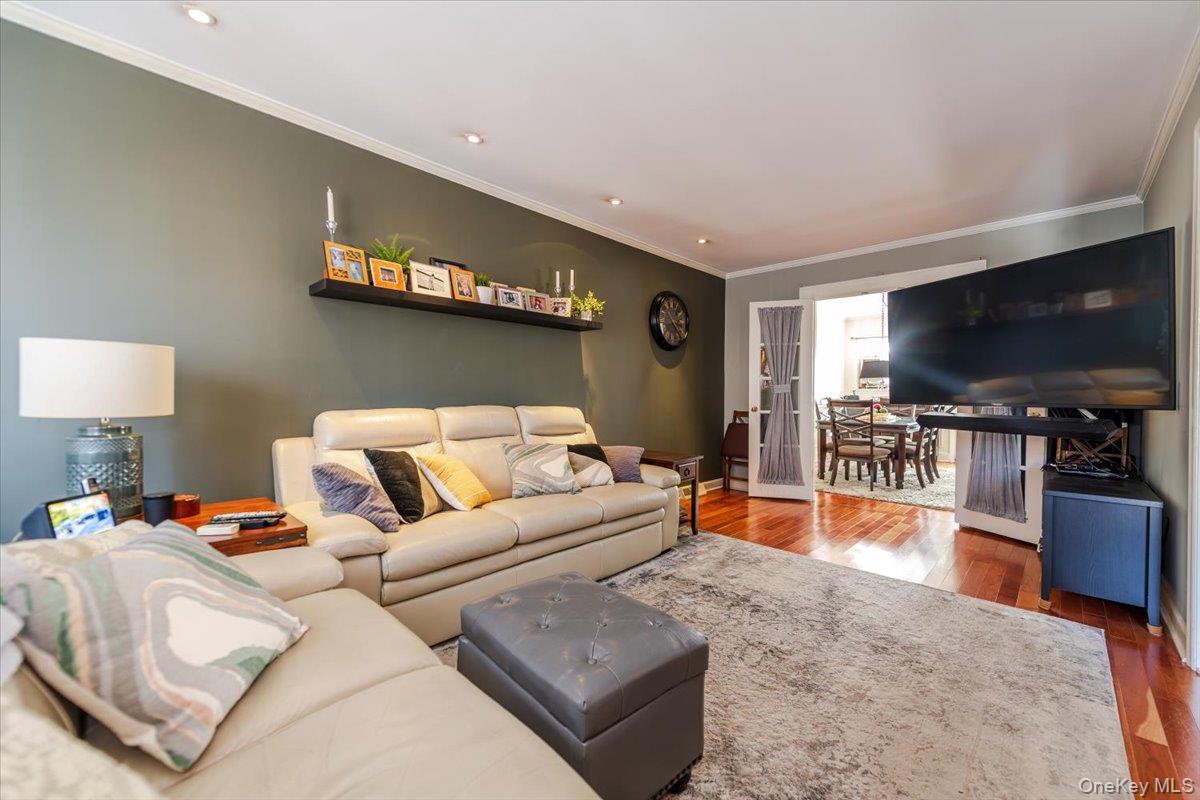 903 Vincent Avenue, Bronx, NY 10465