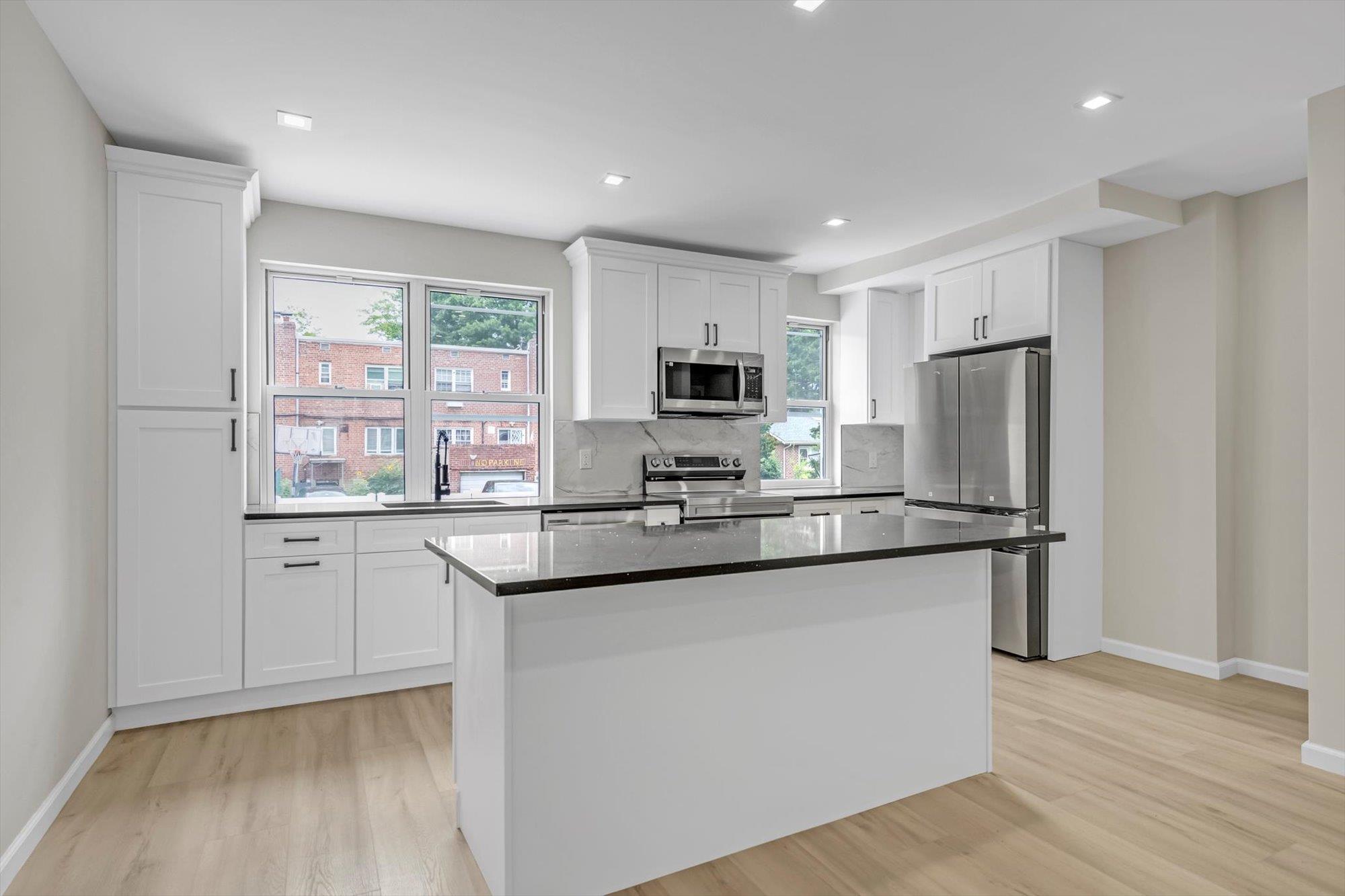 11023 172nd Street, Saint Albans, NY 11433