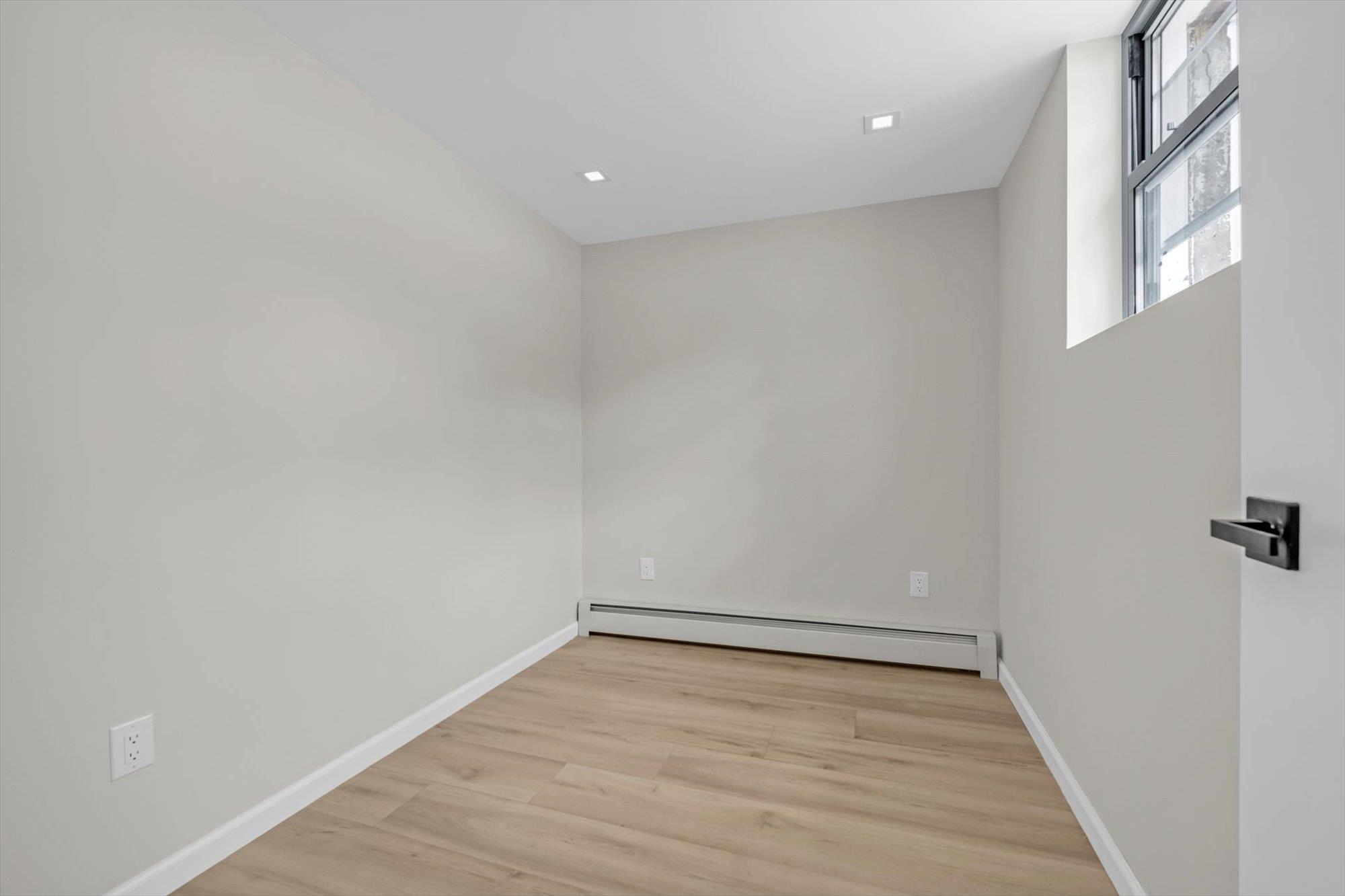 11023 172nd Street, Saint Albans, NY 11433