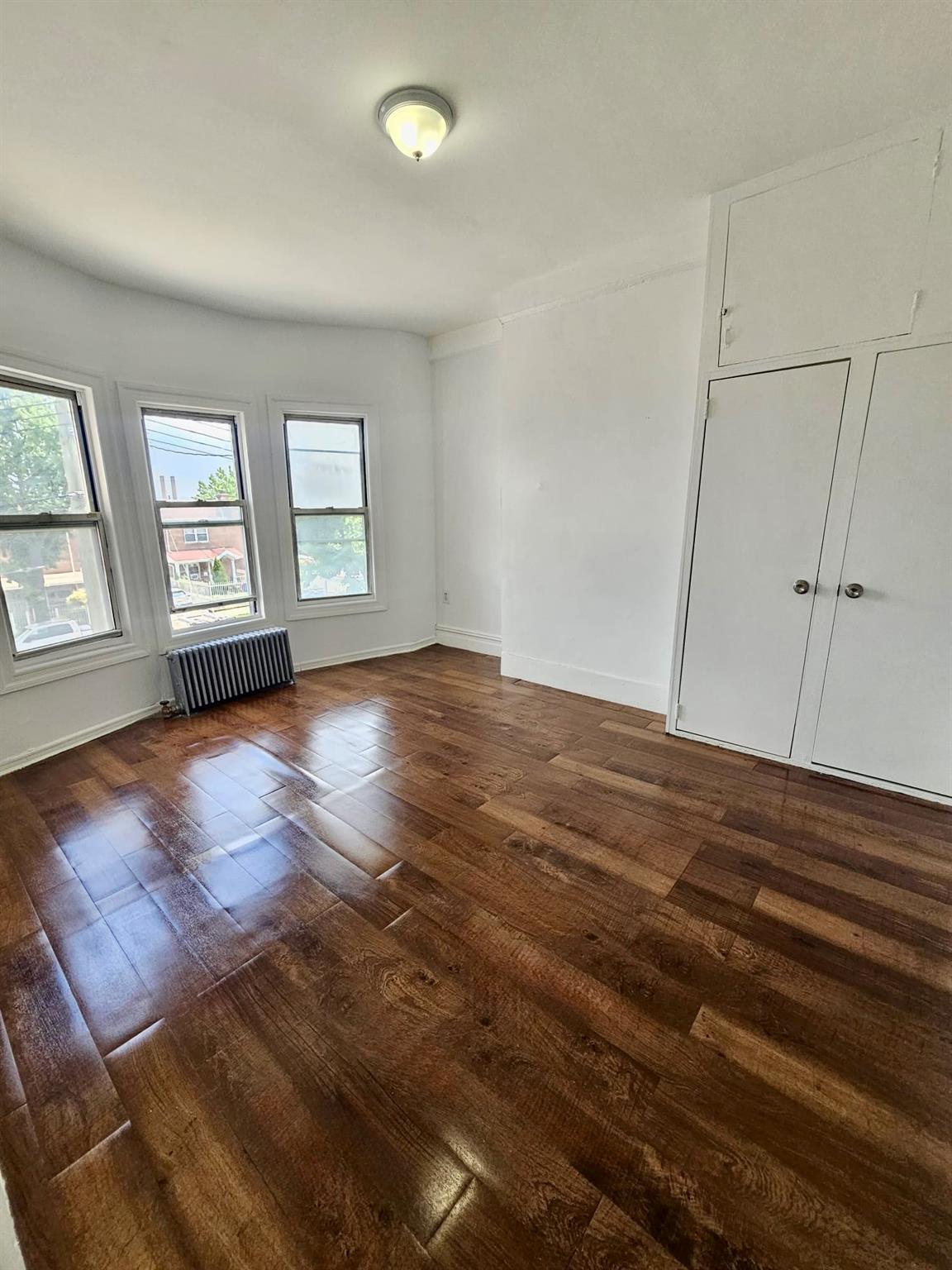 909 Castle Hill Avenue, Bronx, NY 10473