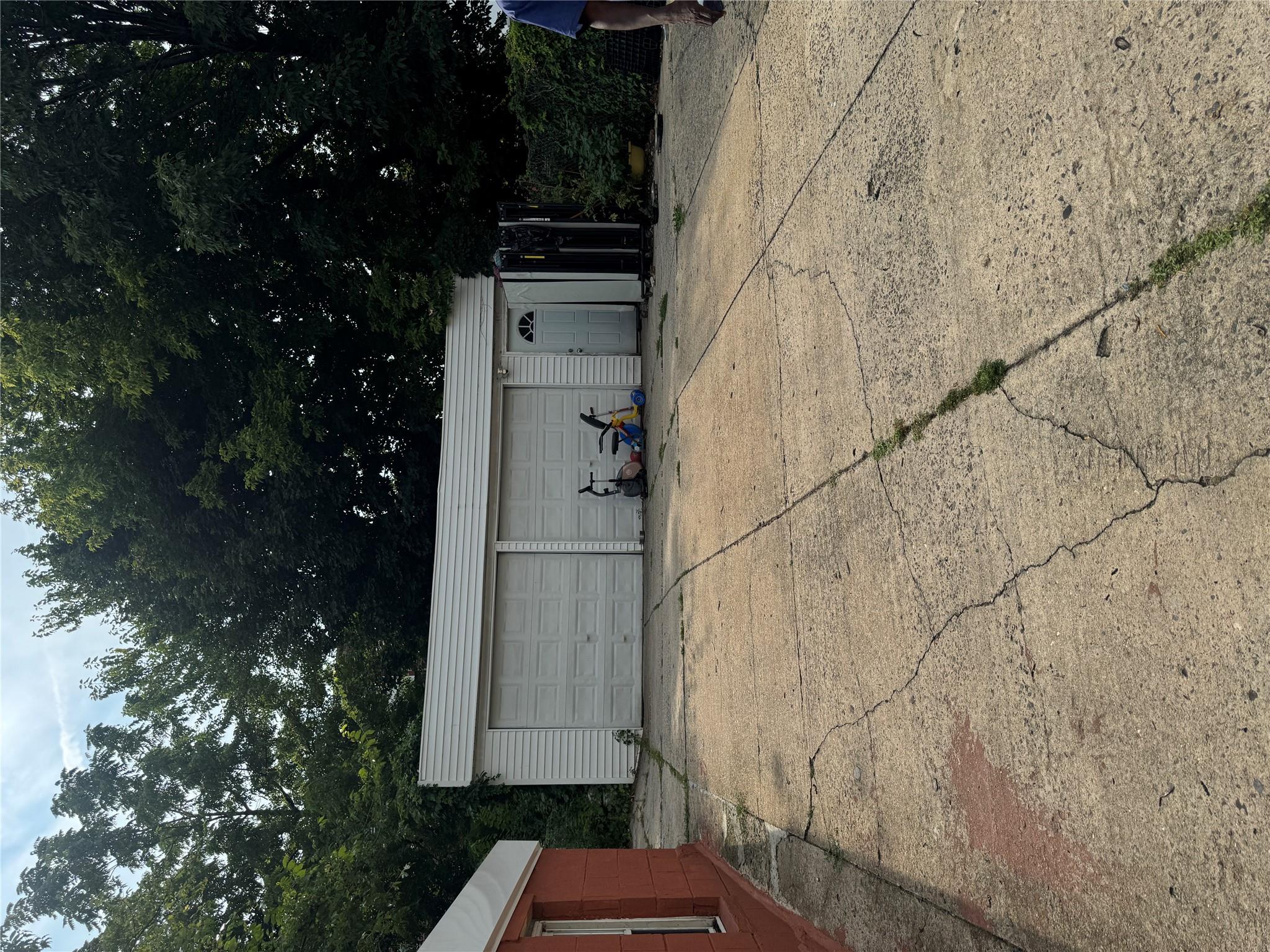 3015 Paulding Avenue, Bronx, NY 10469