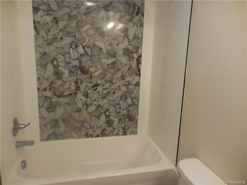 67 Main Street # 2B, Walden, NY 12586