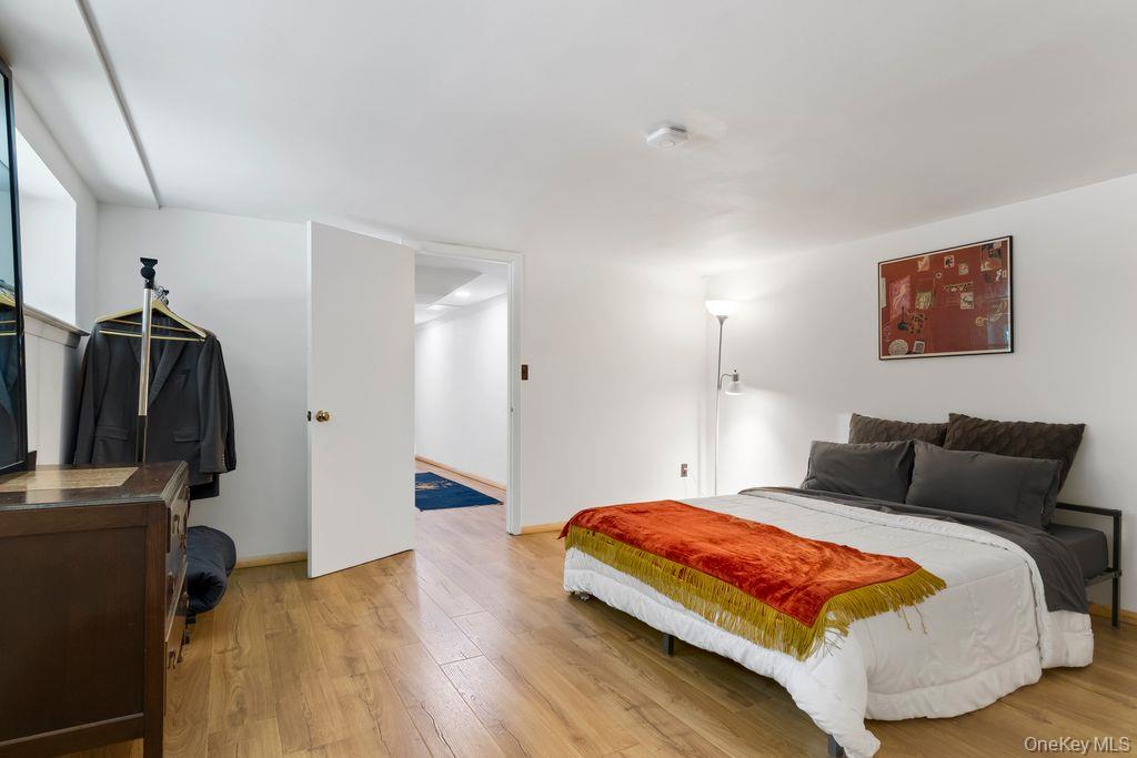 2 Soundview Drive, Port Jefferson, NY 11777