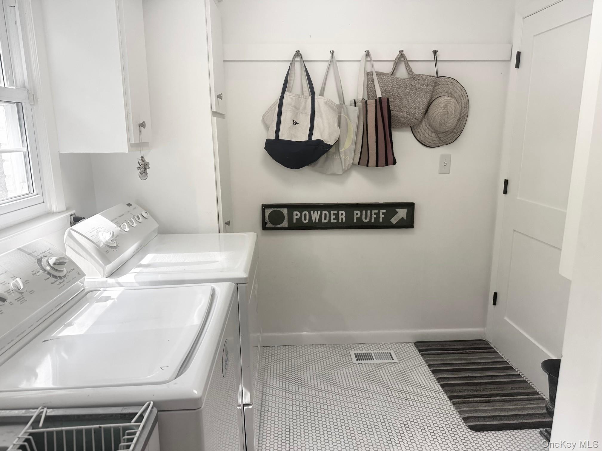 2 Soundview Drive, Port Jefferson, NY 11777