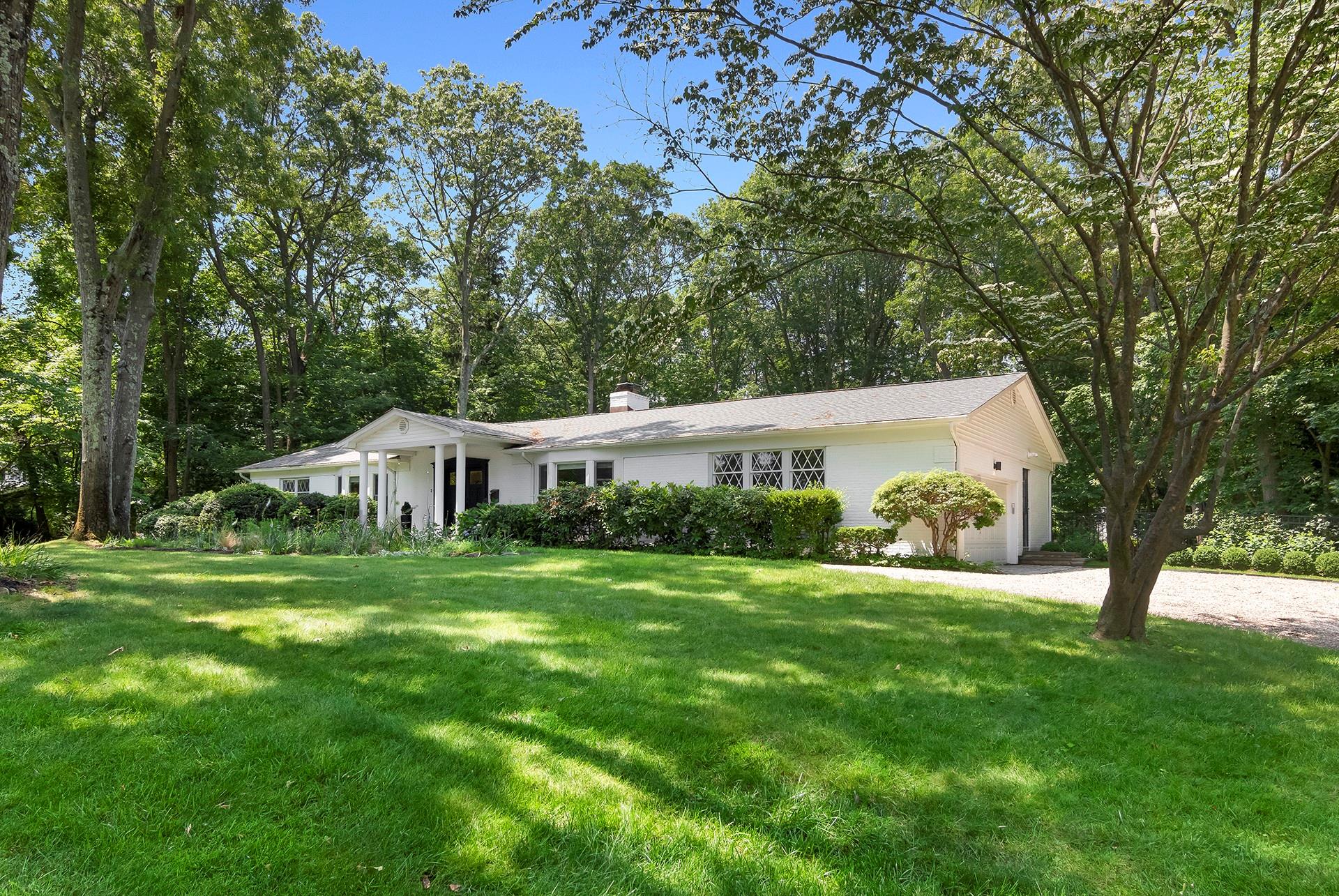2 Soundview Drive, Port Jefferson, NY 11777