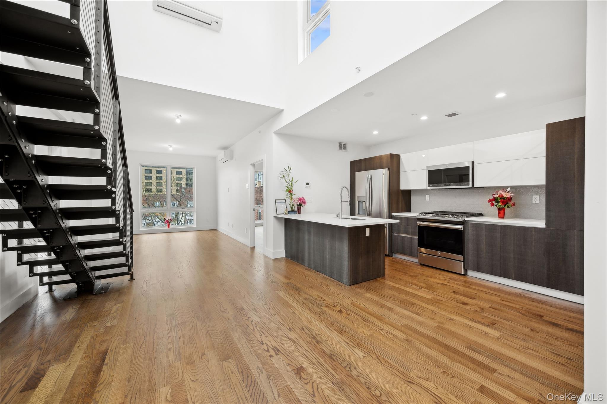 109-19 72nd Road # PH7F, Forest Hills, NY 11375