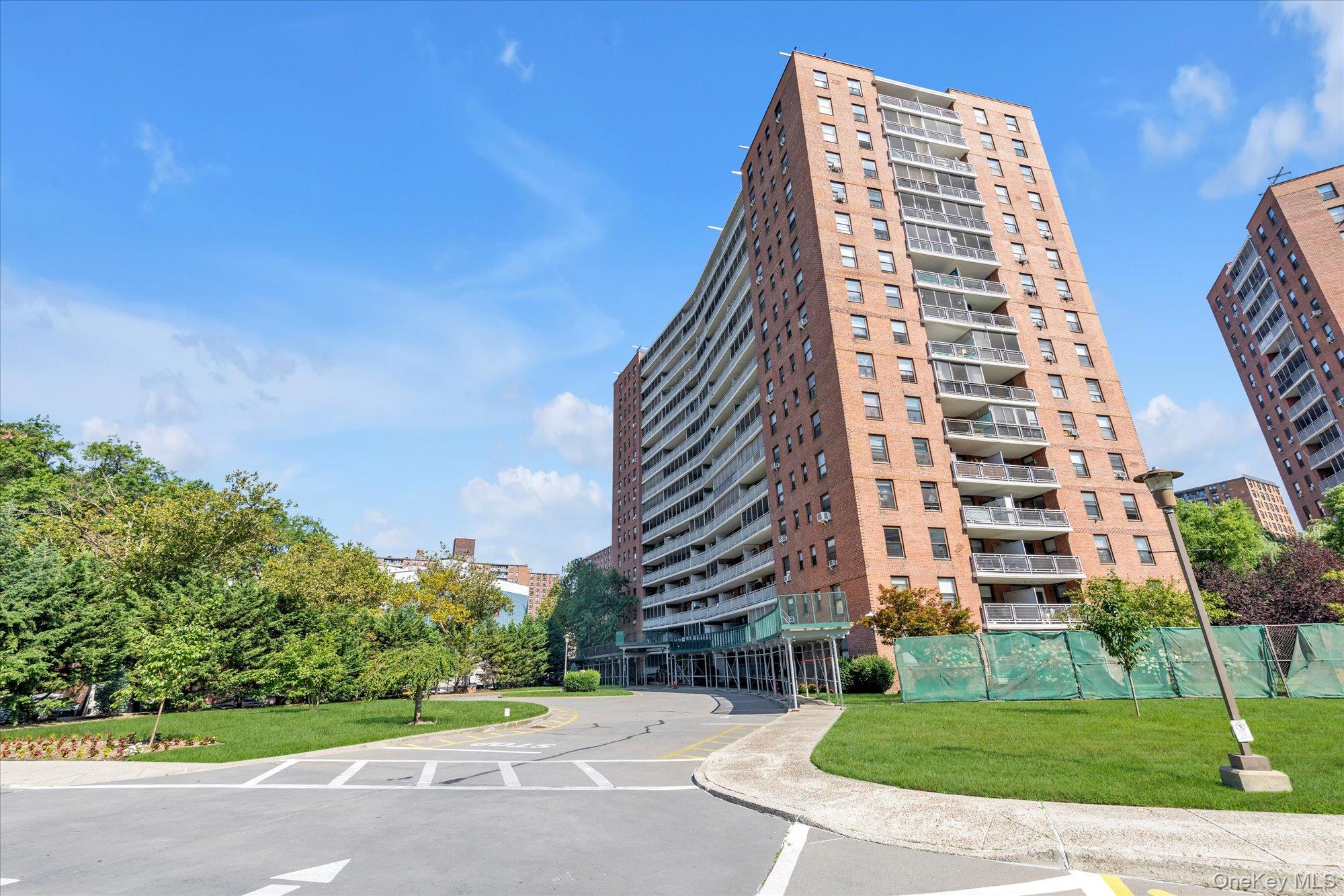 61-15 98th Street # 14G, Rego Park, NY 11374