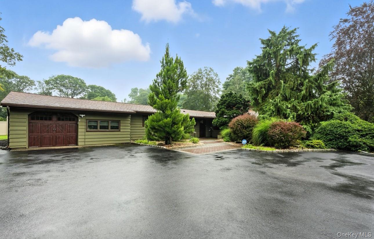 24 Ursular Court, Smithtown, NY 11787