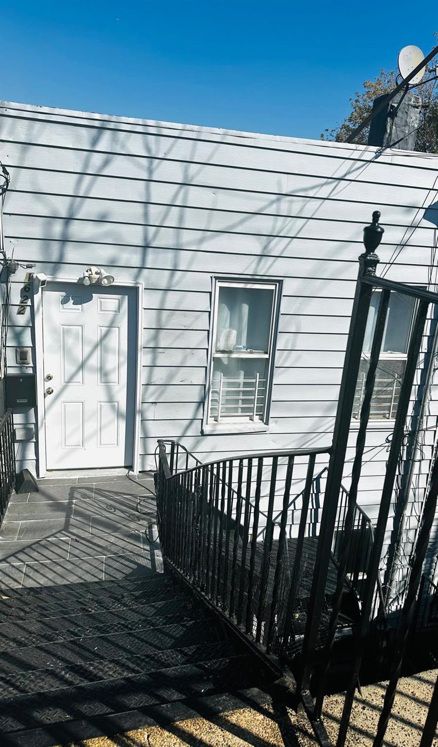 1622 Adams, Bronx, NY 10460