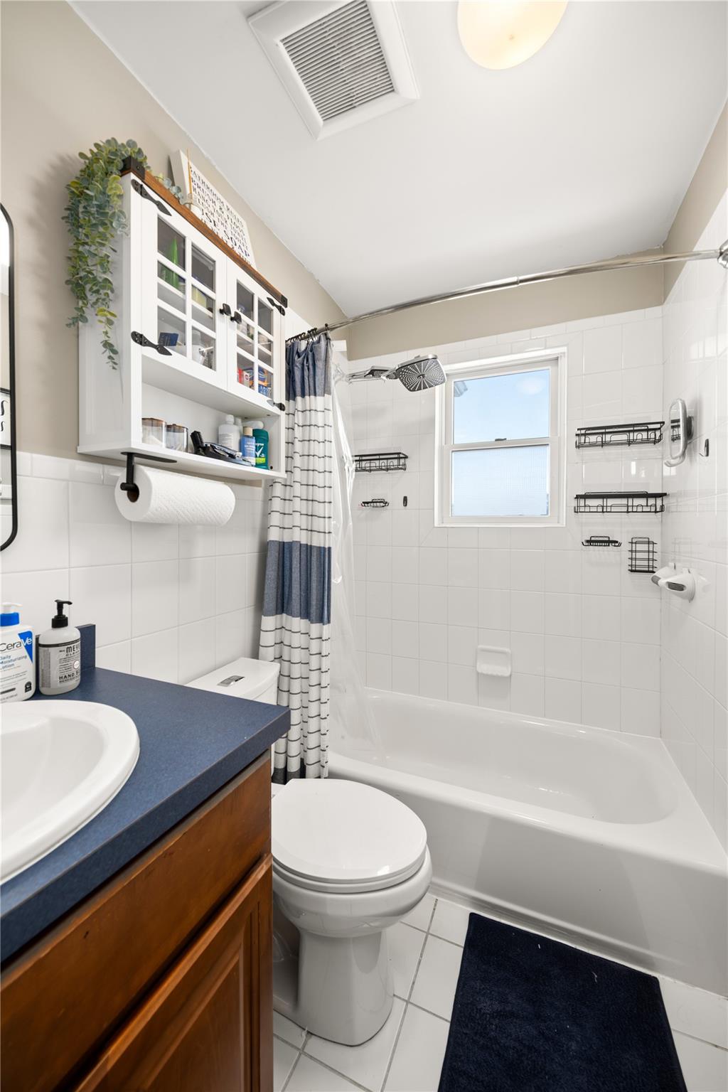 1024 Cross Bay Boulevard, Broad Channel, NY 11693