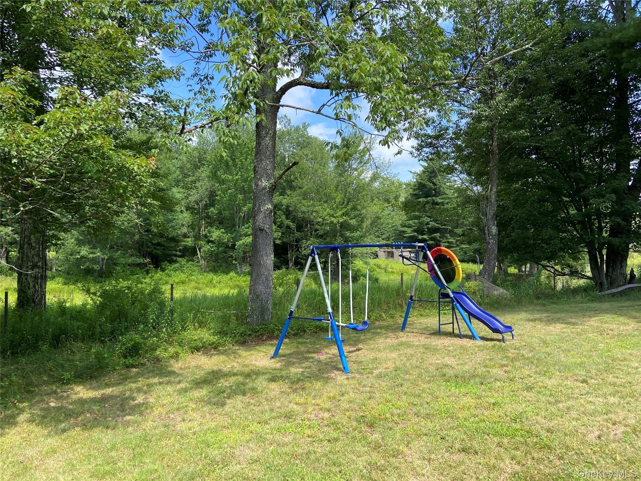 15 Bailey Lake Road, Kiamesha Lake, NY 12751