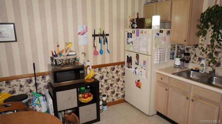 15 Bailey Lake Road, Kiamesha Lake, NY 12751