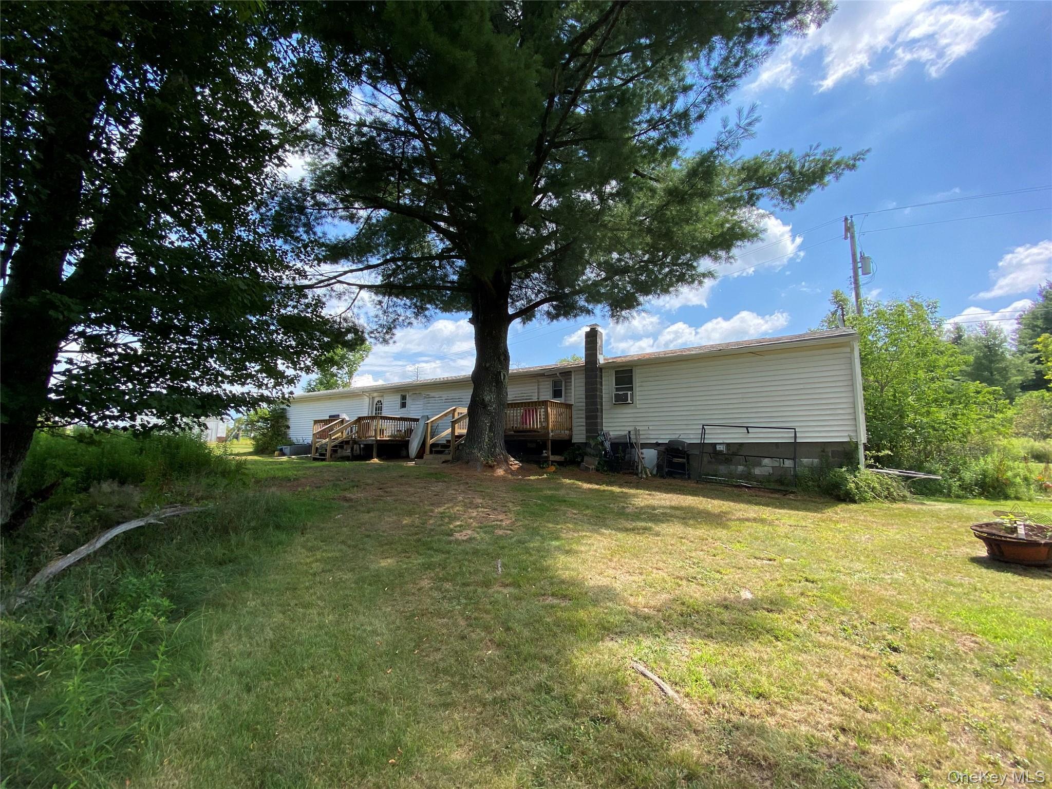 15 Bailey Lake Road, Kiamesha Lake, NY 12751