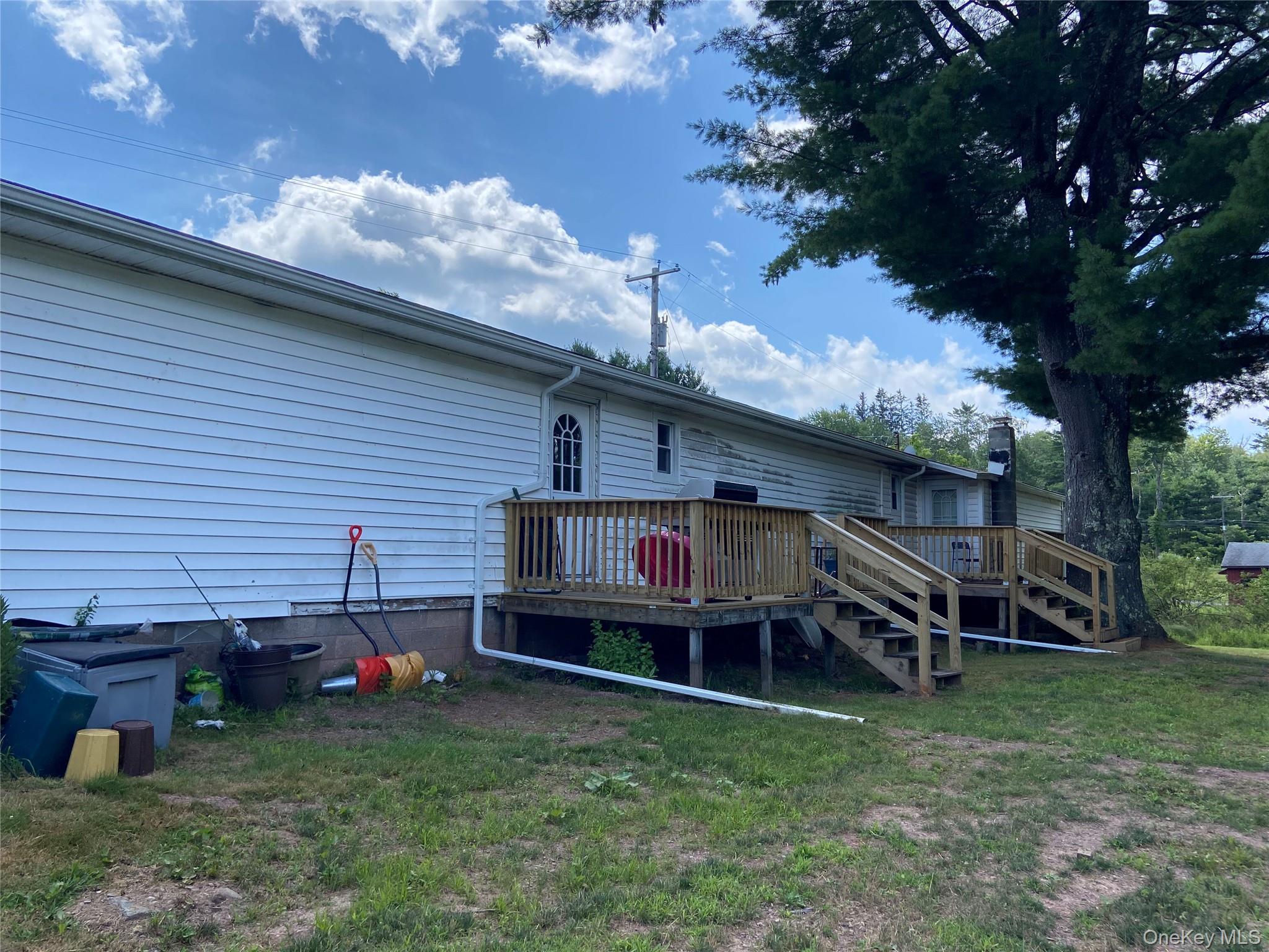 15 Bailey Lake Road, Kiamesha Lake, NY 12751