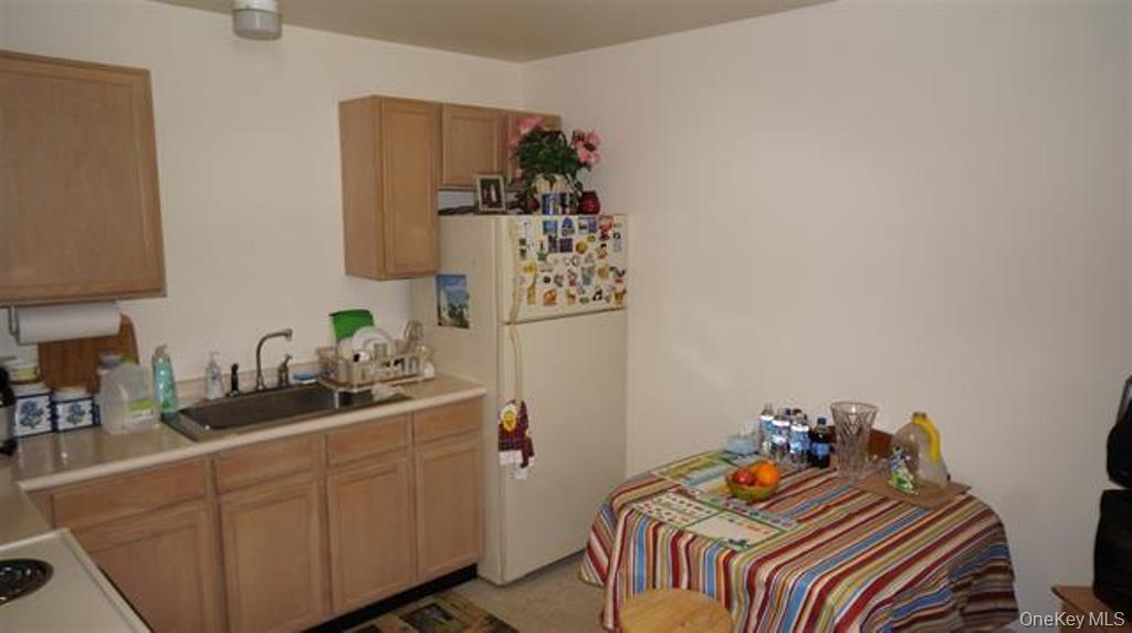 15 Bailey Lake Road, Kiamesha Lake, NY 12751