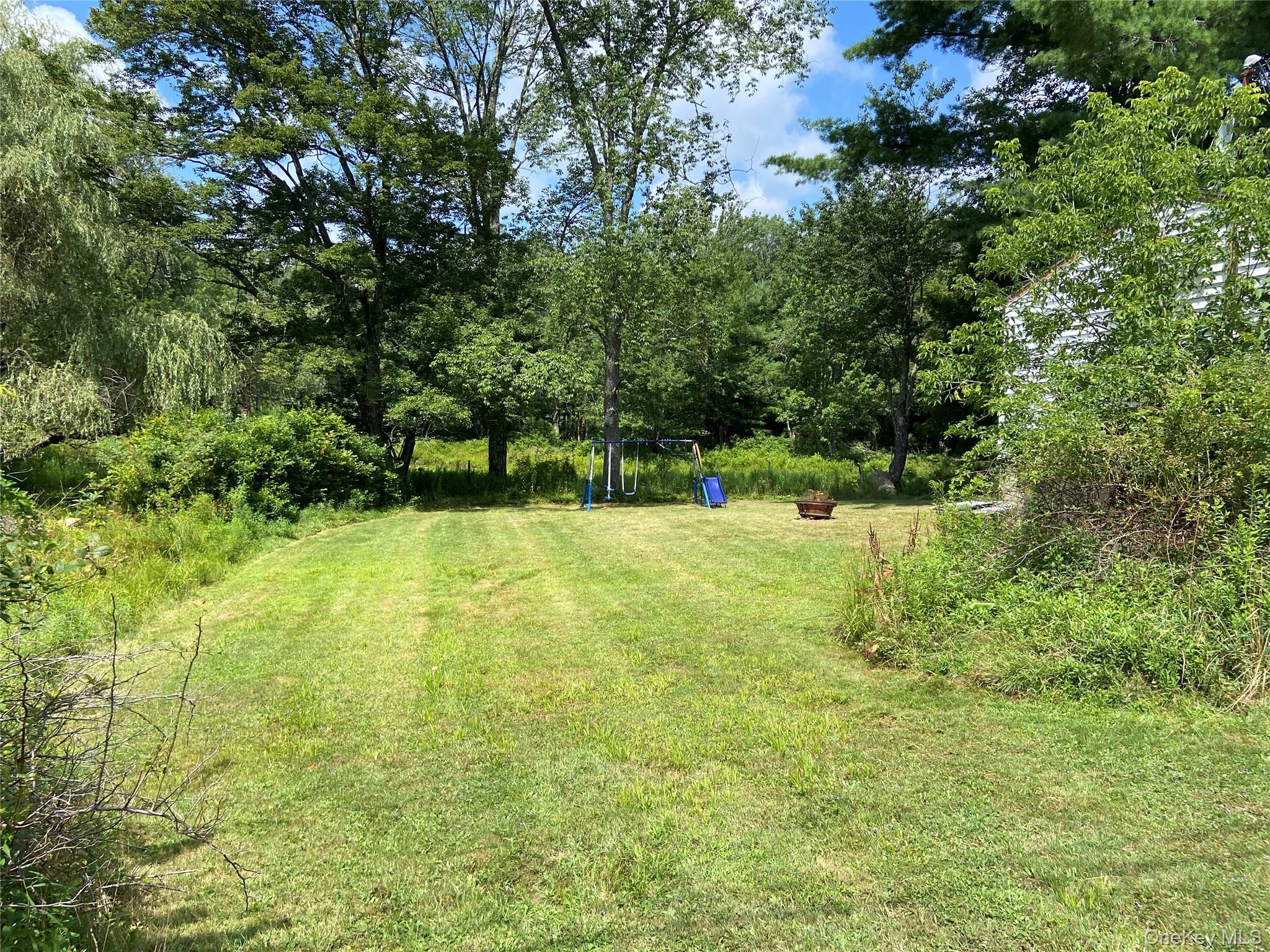 15 Bailey Lake Road, Kiamesha Lake, NY 12751