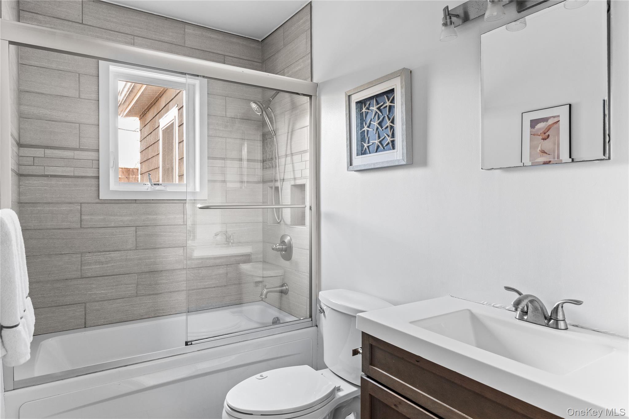 38 Homesite Avenue, Seaview, NY 11770