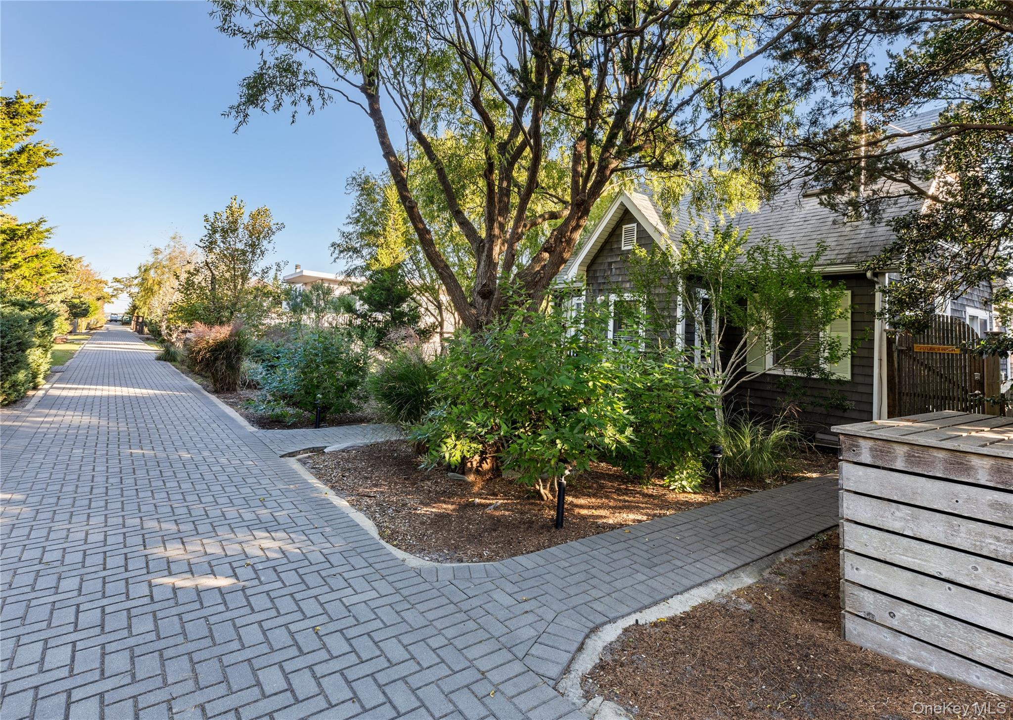 38 Homesite Avenue, Seaview, NY 11770