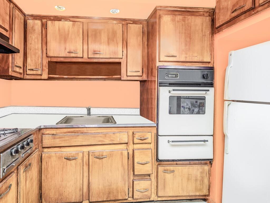 3039 Ely Avenue, Bronx, NY 10469