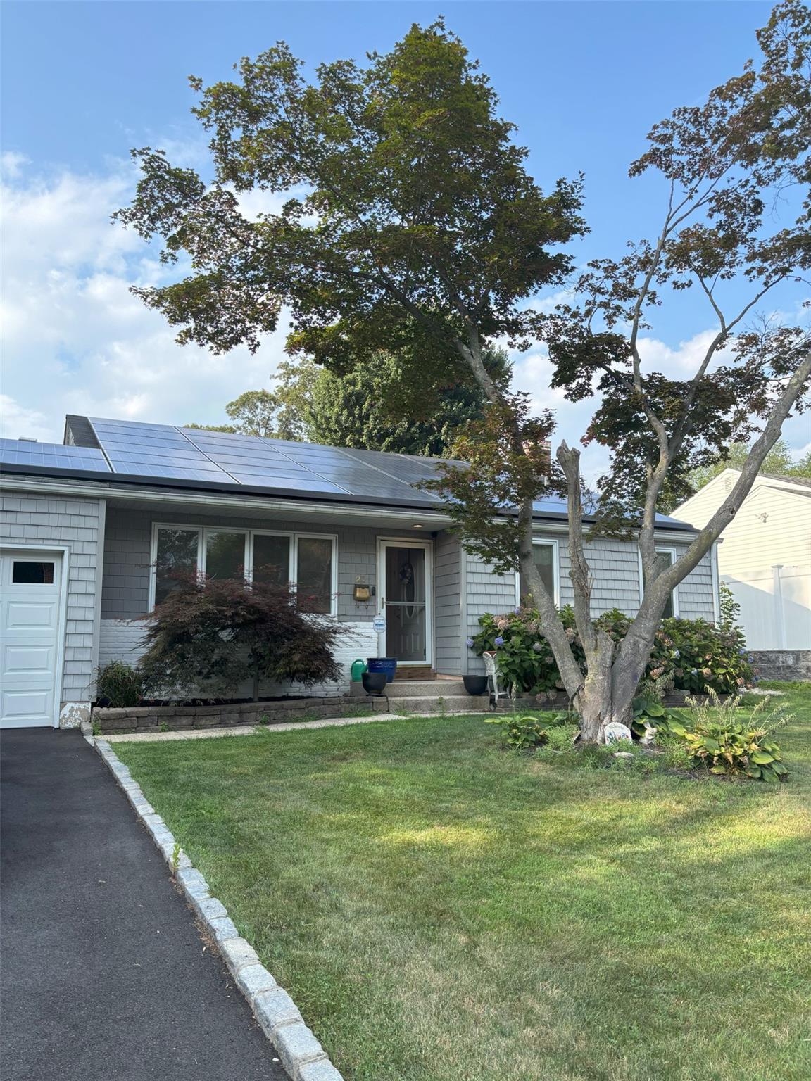 21 Via Continental, Huntington Station, NY 11746