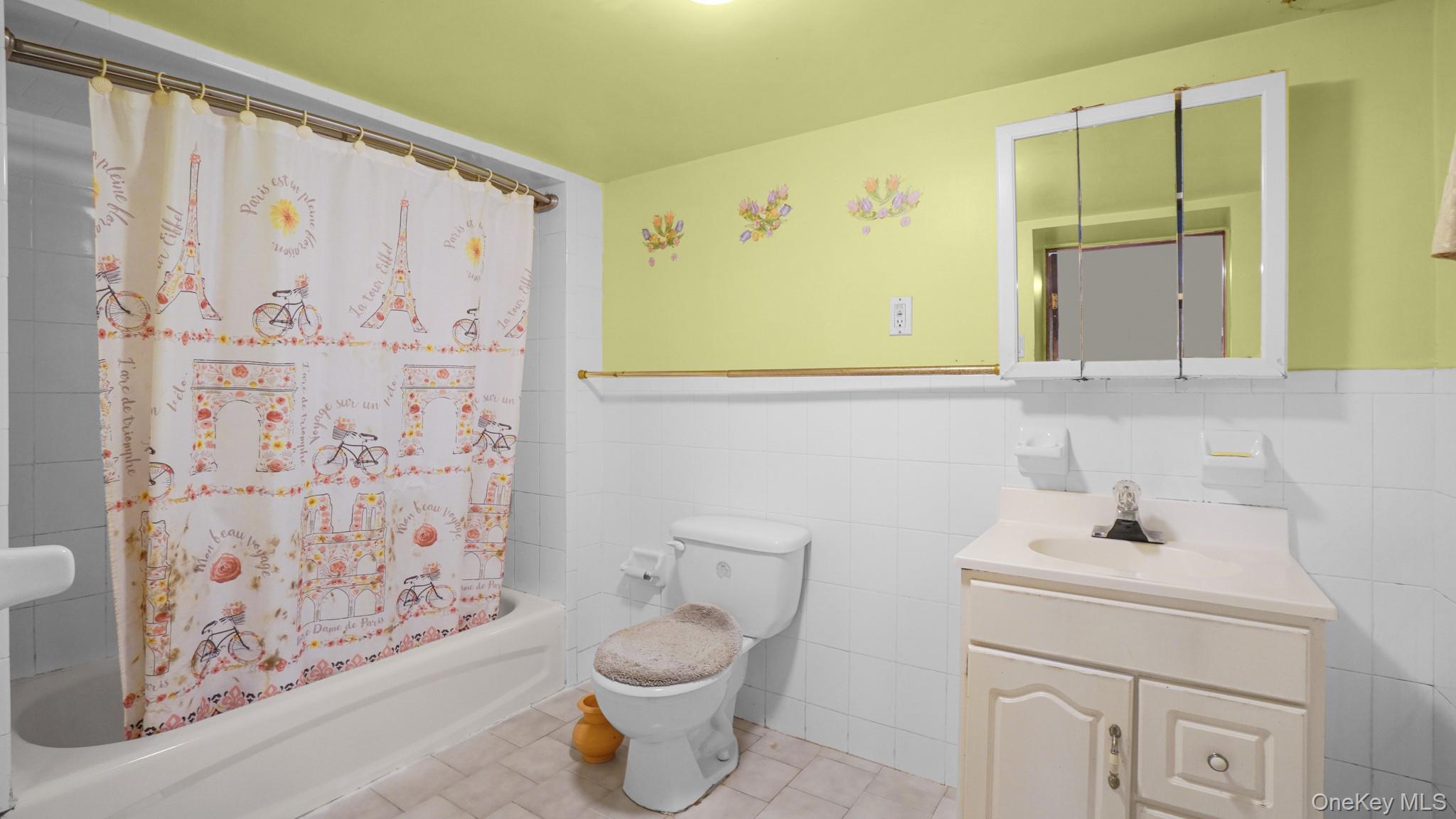 222-26 93rd Avenue, Queens Village, NY 11428