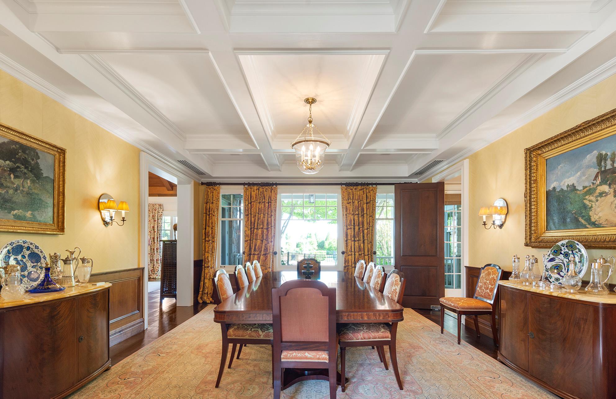 14 Fordune Drive, Southampton, NY 11968