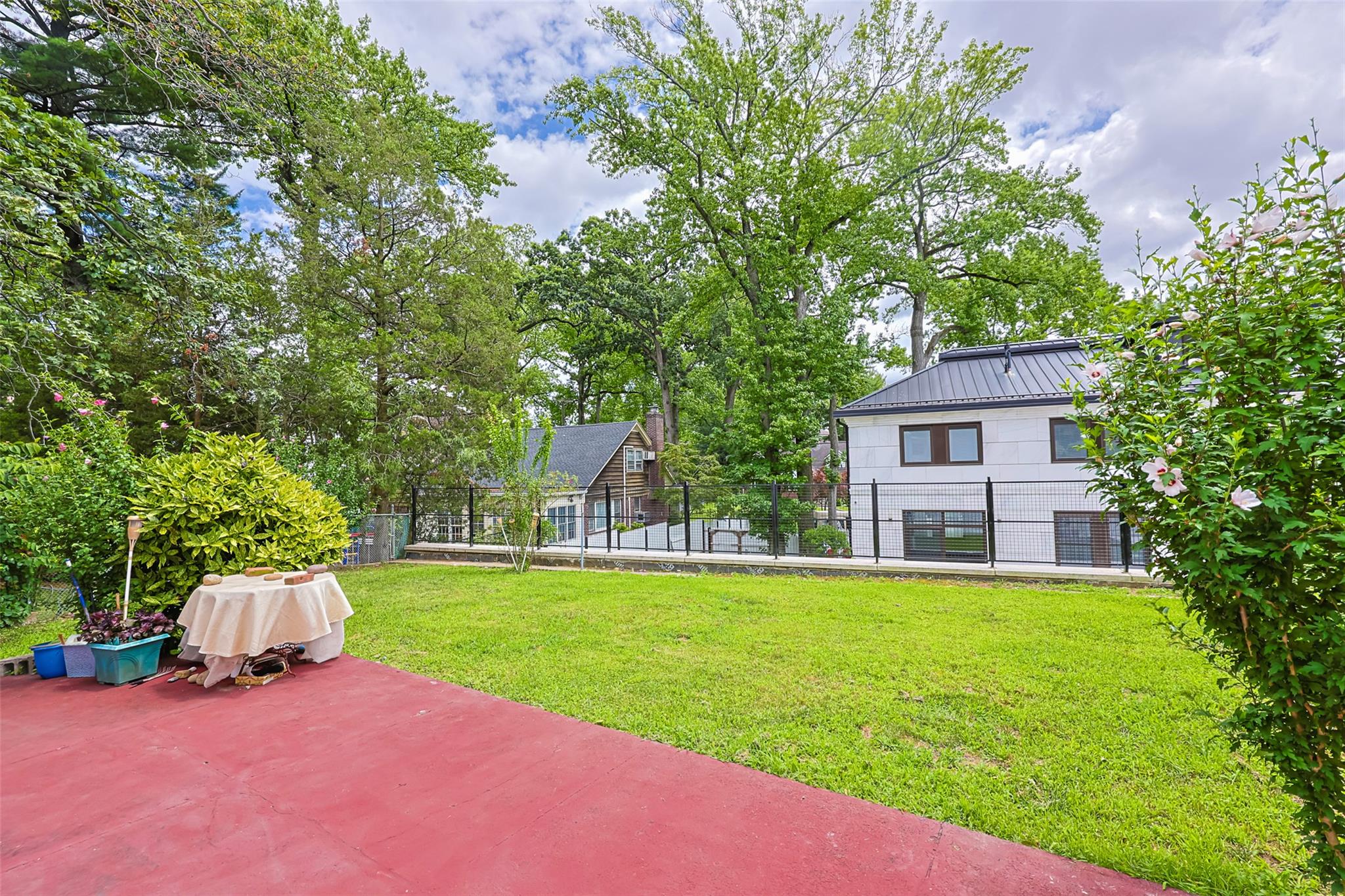 19512 McLaughlin Avenue, Holliswood, NY 11423