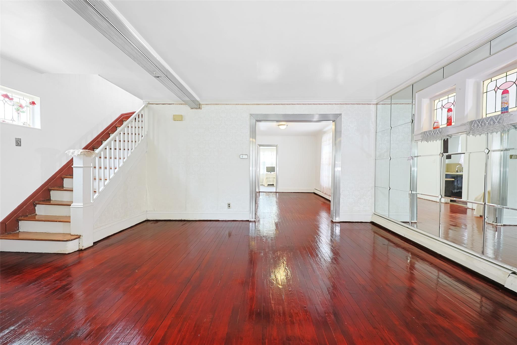 19512 McLaughlin Avenue, Holliswood, NY 11423