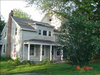 29 QUAKER HILL Road # 4, Pleasant Valley, NY 12569