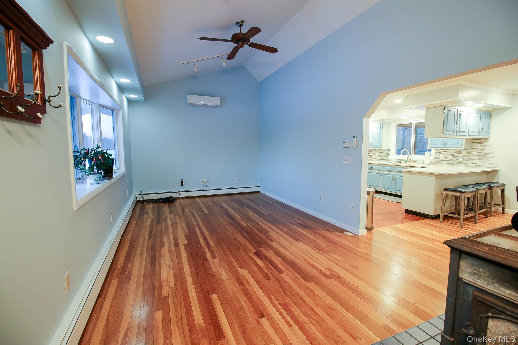 176 Gardnerville Road, New Hampton, NY 10958