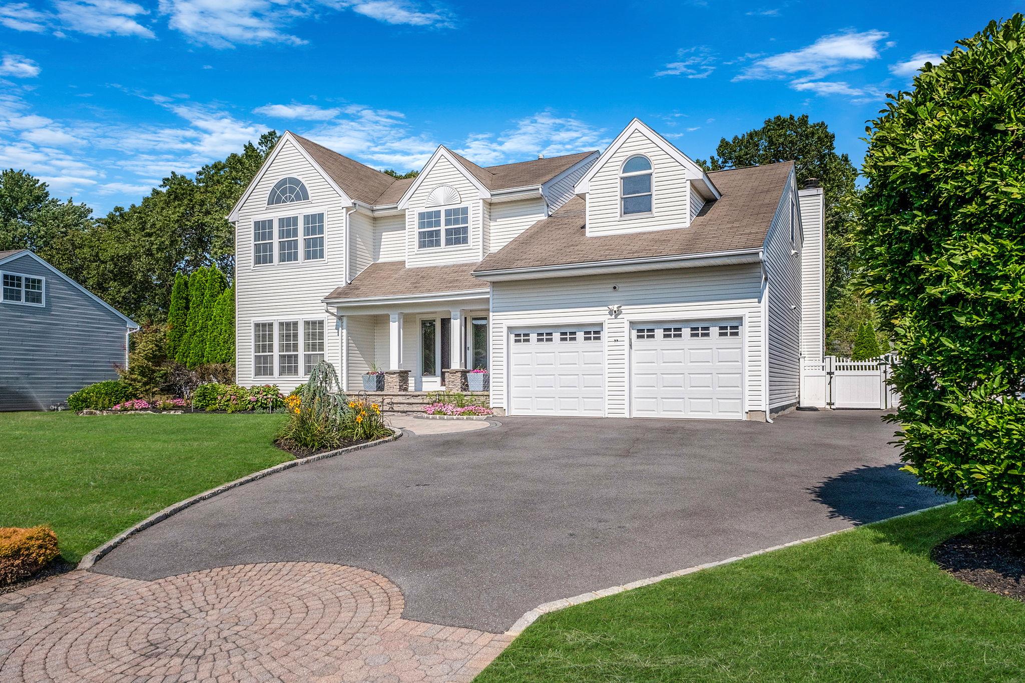 23 Province Drive, South Setauket, NY 11720