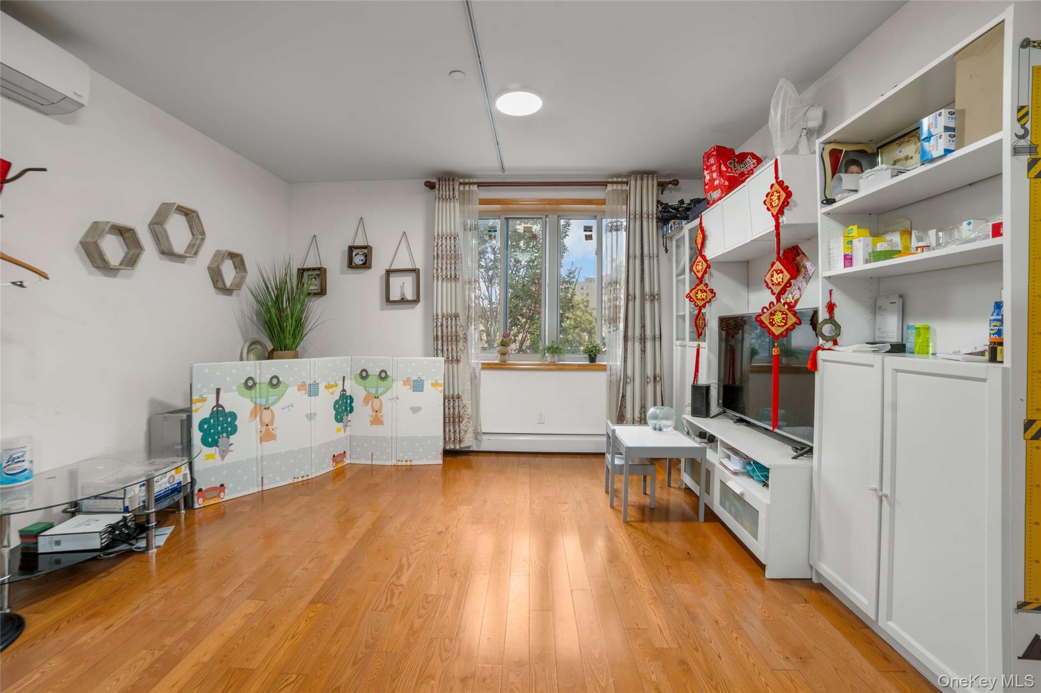 58-04 Main Street # 1A, Flushing, NY 11355