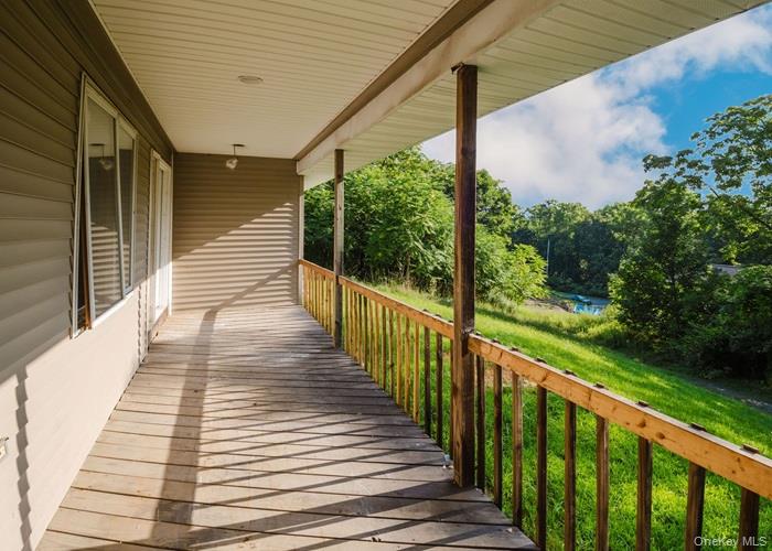 10 Diviesti Drive, Marlboro, NY 12542