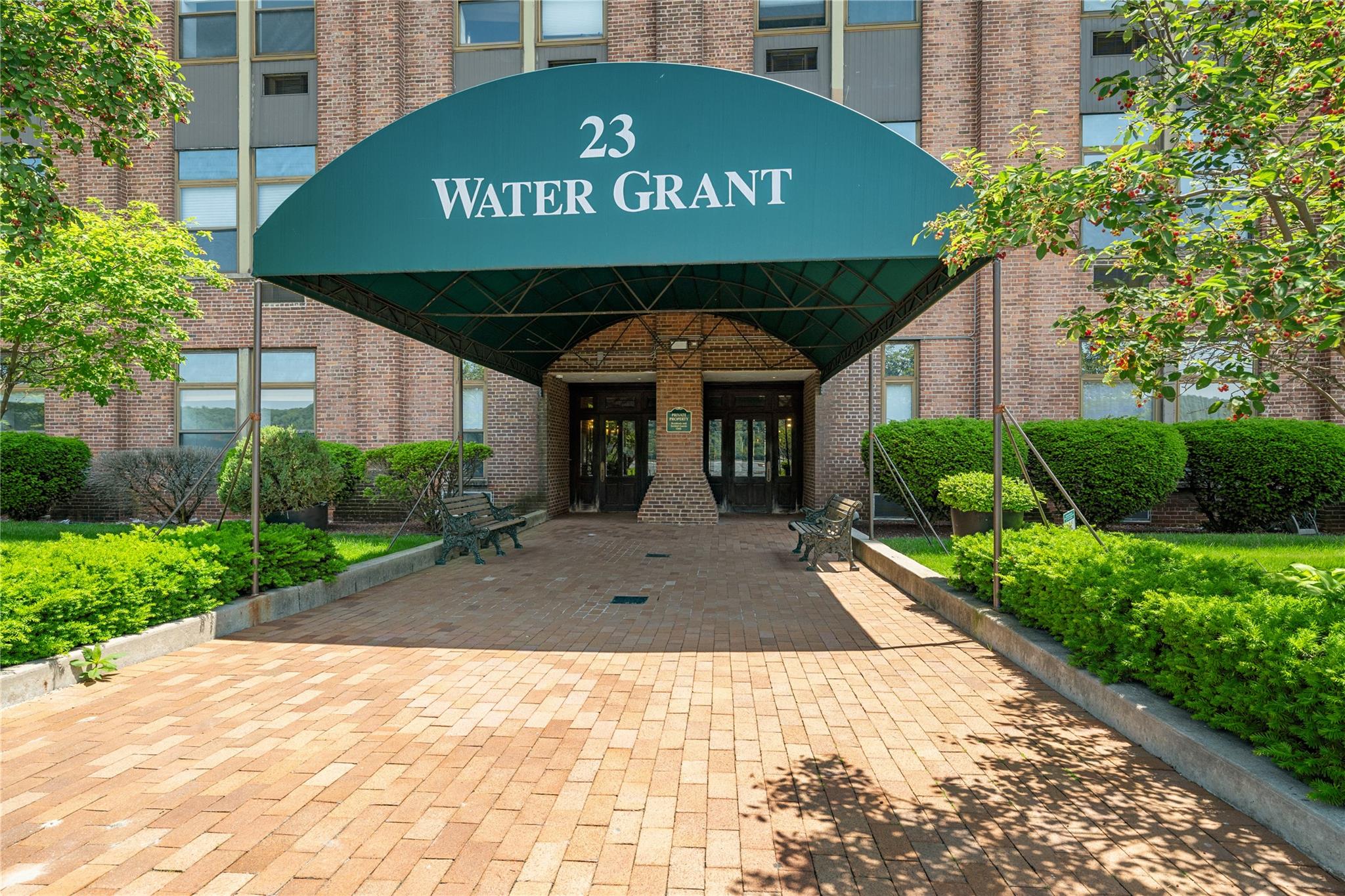 23 Water Grant Street # 4J, Yonkers, NY 10701